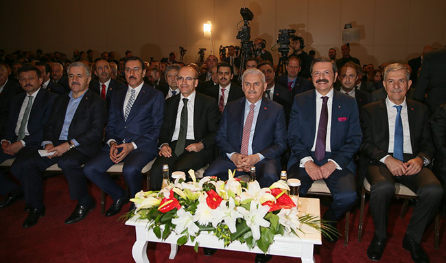 bakan-arslan,-basbakan-yildirima-eslik-etti-(1)-002.jpg