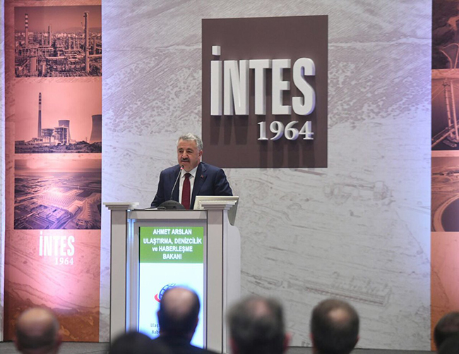 bakan-arslan,-intes-26.-genel-kuruluna-katildi-(2).jpg