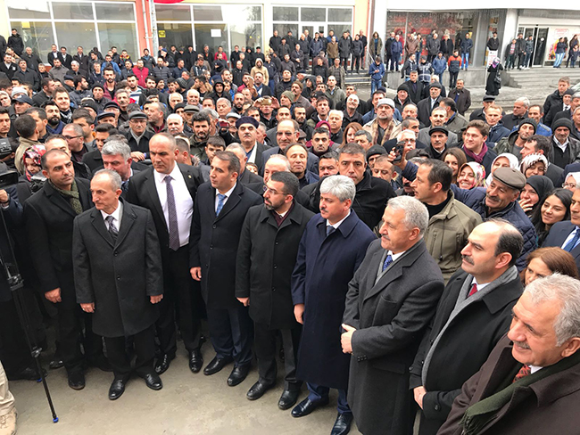 bakan-arslan,-kagizman-ptt-subesinin-acilisini-yapti--(2).jpg