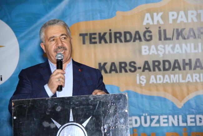 bakan-arslan,-kapaklida-iftar-programina-katildi-(3).jpg