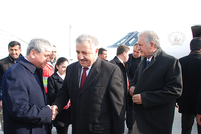bakan-arslan,-kars’tan-birlik-ve-beraberlik-mesaji-verdi-(3).jpg
