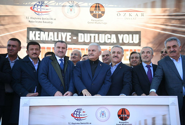 bakan-arslan,-kemaliye-dutluca-yolu-temel-atma-toreni`ne-katildi--(1).jpg