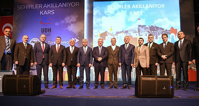 bakan-arslan-kars’ta-“internetsiz-ev-kalmasin”-seferberligini-baslatti-(3).jpg