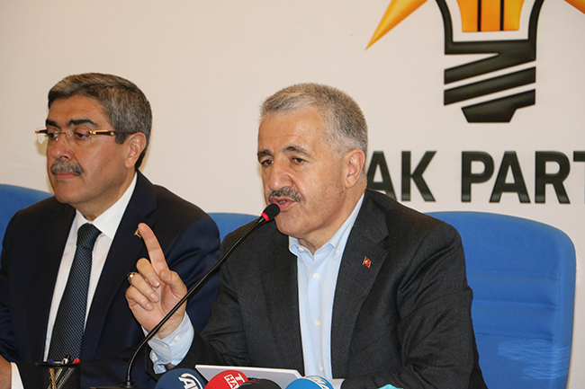 bakan-arslan-ve-gul-ak-parti-il-baskanligini-ziyaret-etti--(1).jpg