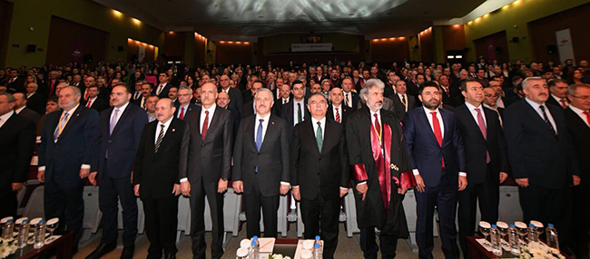 bakan-arslana-fahri-doktara-unvani-verildi-(1).jpg