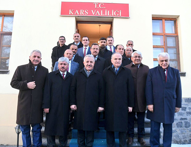 bakanlar,-kars-valiligini-ziyaret-etti-(4).jpg