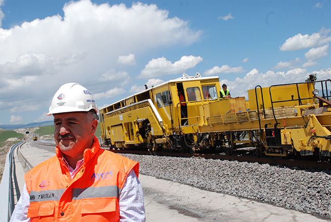baku-tiflis-kars-demiryolu-(demir-ipek-yolu)-projesi’nde-geri-sayim-basladi-(5).jpg