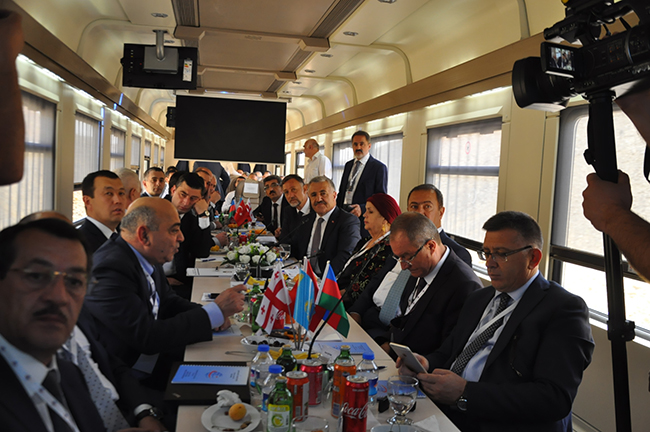 baku-tiflis-kars-demiryolu-projesi-dunyayi-ilgilendiriyor!-(1).jpg
