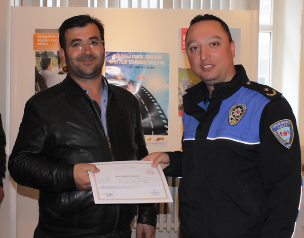 basarili-kursiyerler-sertifikalarini-aldi!-(4).jpg