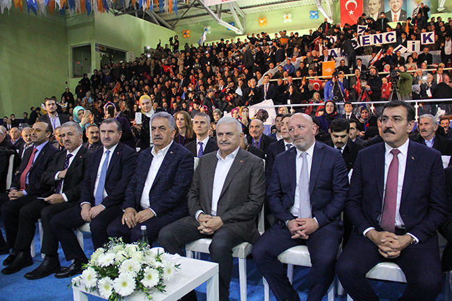 basbakan-yildirim-karsa-geldi-(3).jpg