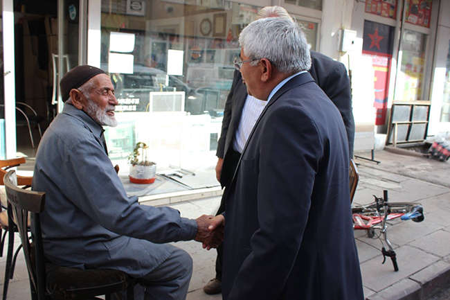 baskan-karacanta,-esnafi-ziyaret-etti-(1).jpg