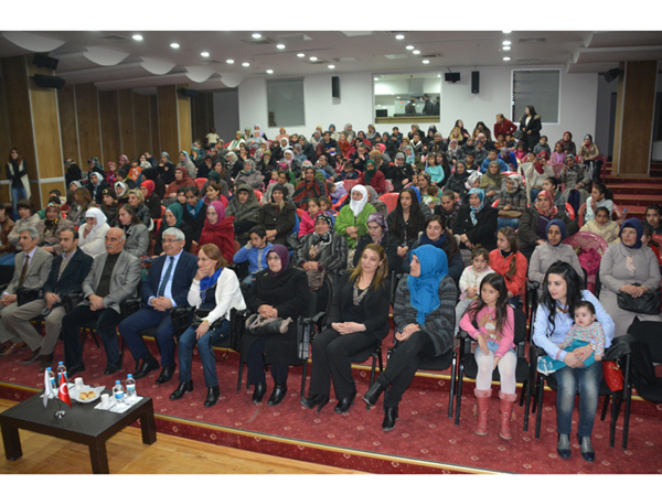 belediyeden-kadinlara-konser!-(5).jpg