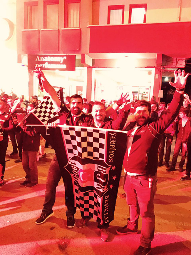 besiktaslilar-kars’ta-sampiyonluk-kutladilar!-(14)-001.jpg