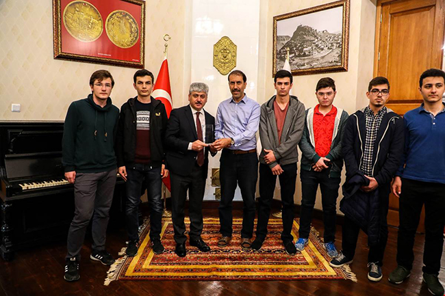beyoglu-anadolu-imam-hatip-lisesi-ogrencileri-karsta-(7).jpeg