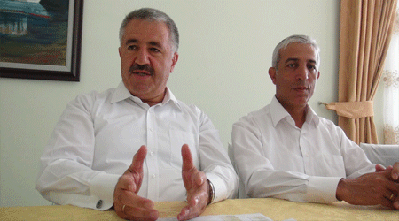 birileri-vatandasin-kafasini-karistirmak-istiyor-34560.jpg
