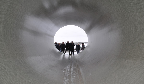 bu-borudan-saniyede-18,5-m3-(ton)-su-akacak-(3).jpg