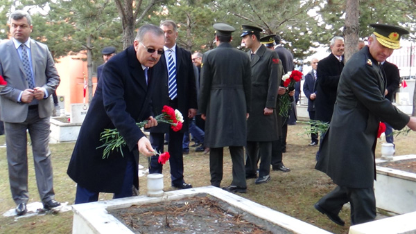 canakkale-sehitleri-karsta-anildi!-(11).jpg
