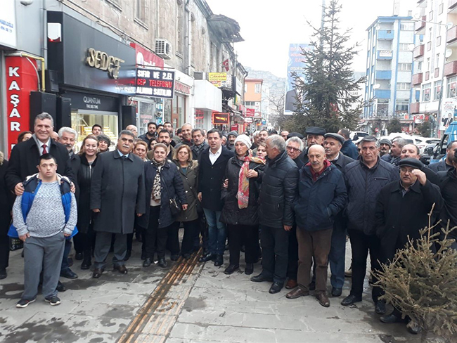 chp-kars-adayi-toraman-gucune-guc-katiyor-(3).jpg