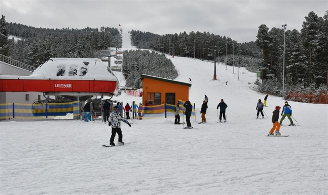 cibiltepe-kayak-merkezinde-kayak-sezonu-acildi-(6).jpg