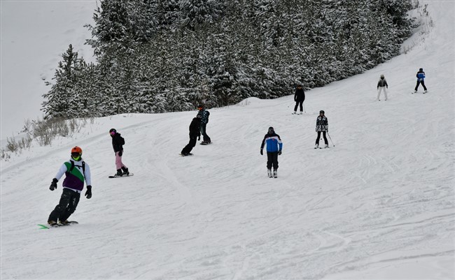 cibiltepe-kayak-merkezinde-kayak-sezonu-acildi-(8).jpg