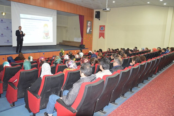 cocuklarda-dikkat-eksikligi-ve-cozum-yollari-(3).jpg
