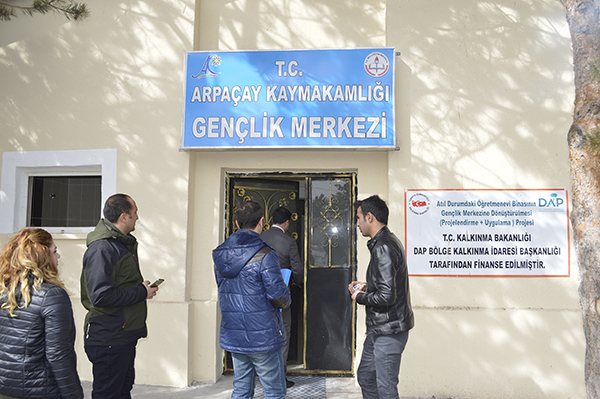 dap-idaresi’nin-destekledigi-arpacay-genclik-merkezi-tamamlandi-(1).jpg