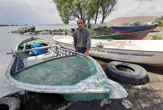 denizsiz-kentlerin-balikcilari-av-mesaisinde-(1).jpg