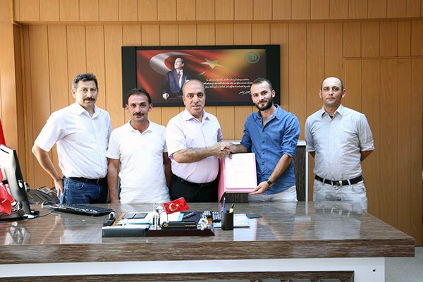 dsi-ile-yuklenici-firmalar-sozlesme-imzaladi-(1).jpg