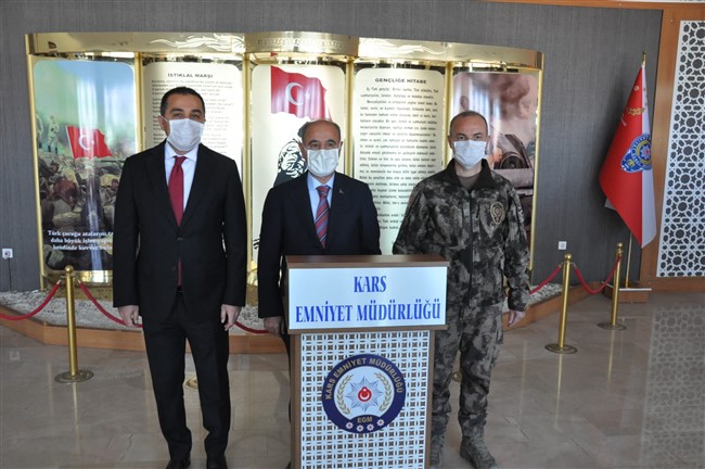 emniyet-genel-muduru-aktas-kars’ta!-(13).jpg