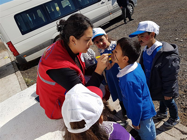 gencler-damla-projesi-ile-gonullere-dokunuyor!-(4).jpg