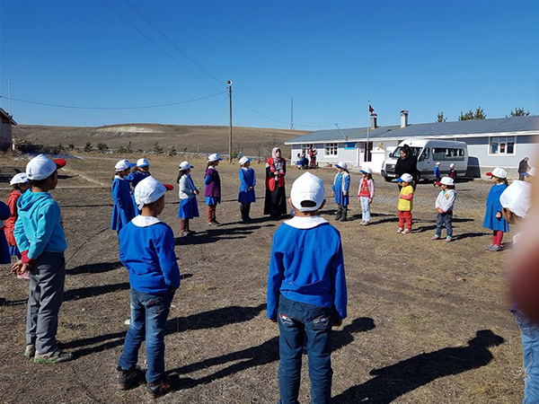 gencler-damla-projesi-ile-gonullere-dokunuyor!-(6).jpg
