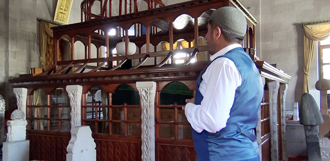 harakani-turbesine-bayram-ziyareti-(3).jpg