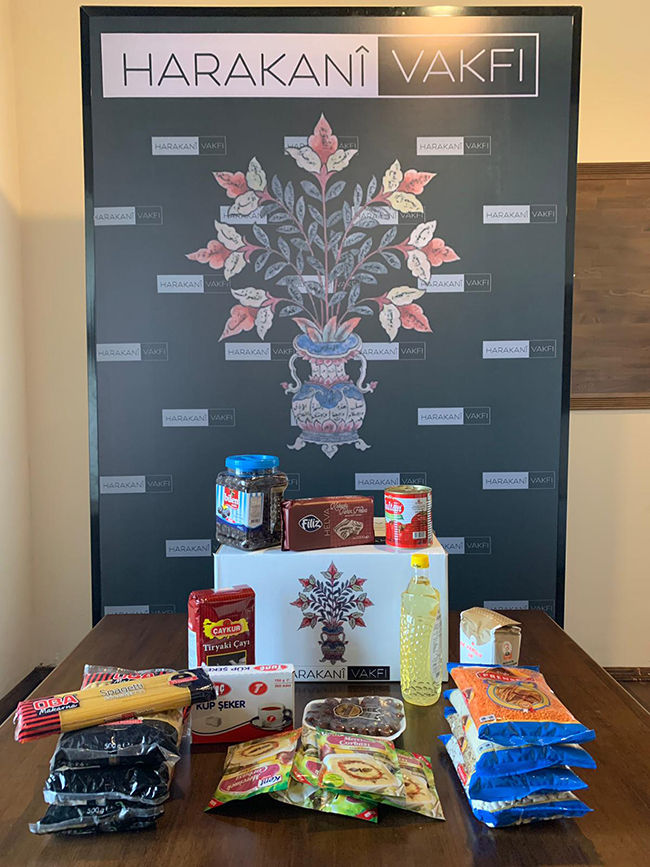 harakani-vakfindan-ihtiyac-sahibi-ailelere-gida-kolisi-faaliyeti!.jpg