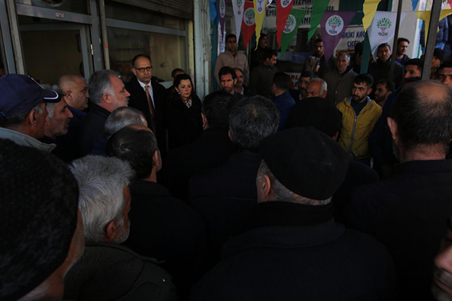 hdp-kagizman’da-esbaskan-adaylarini-tanitti,-ilk-secim-burosu-acti-(1).jpg