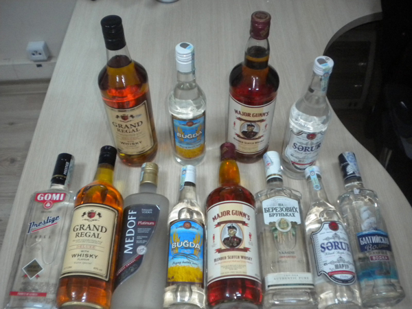 kacak-icki-ve-sigara-ele-gecirildi-(1).jpg