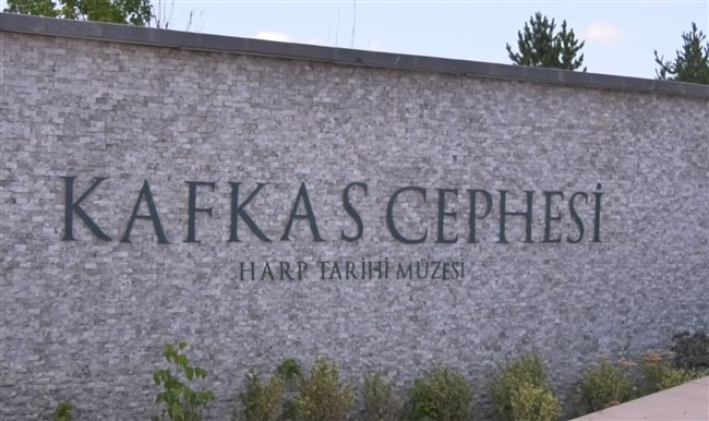 kafkas-cephesi-harp-tarihi-muzesine-ziyaretci-akini-(13).jpg