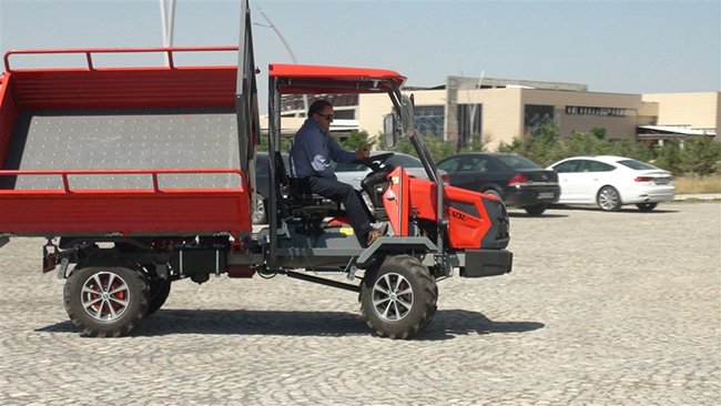 kafkas-universitesi-arac-filosunu-yerli-traktor-ile-guclendirdi-(1).jpg