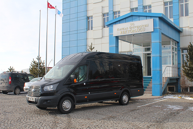 kafkas-universitesi-yeni-arac-filosunu-genisletiyor-(4).jpg