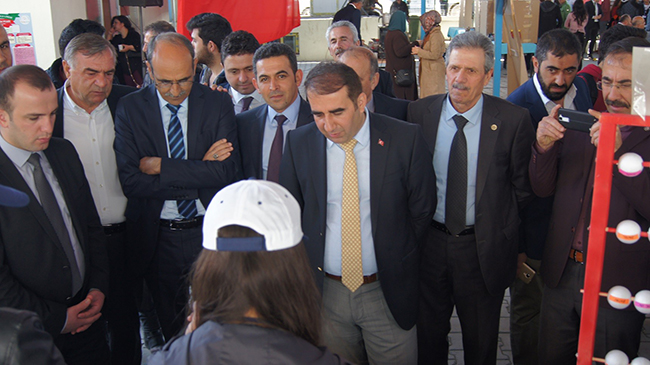 kagizman’da-bilim-fuari-senligi -(3).jpg