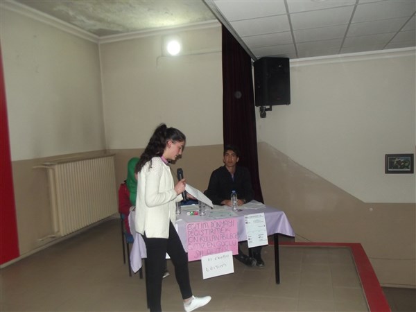 kagizman’da-munazara-yarismasi-yapildi-(5).jpg