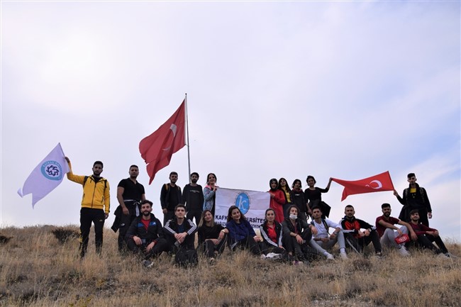 kagizman-myo-ogrencileri-doga-yuruyusu-yapti-(3).jpg