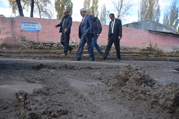 karacanta-tozlu-ve-camurlu-yol-kalmayacak-(3).jpg