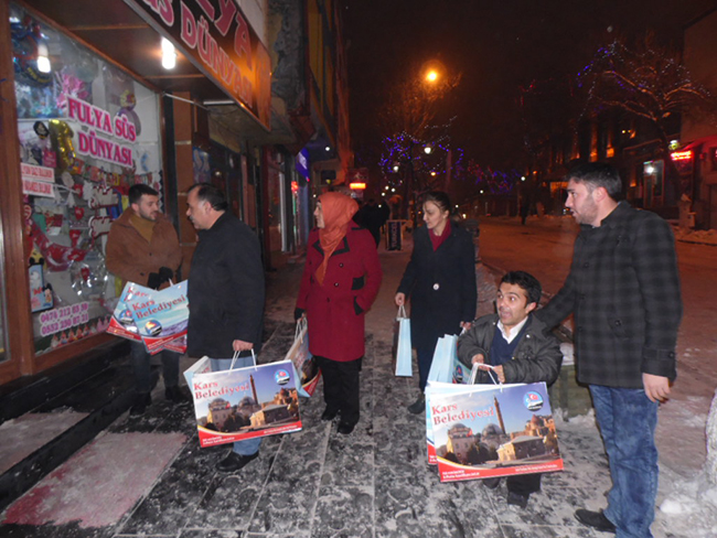karacantadan-esnafa-yeni-yil-hediyesi!-(3).jpg