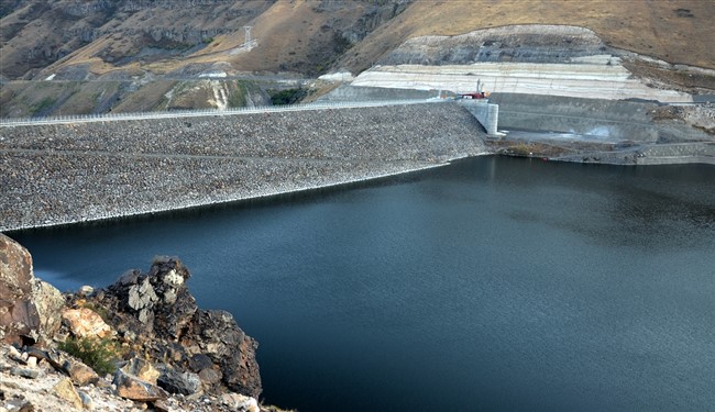 karakurt-baraji-ile-346-milyon-kilovatsaat-elektrik-uretilecek-(13).jpg