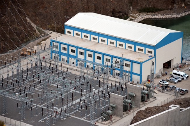 karakurt-baraji-ile-346-milyon-kilovatsaat-elektrik-uretilecek-(8).jpg