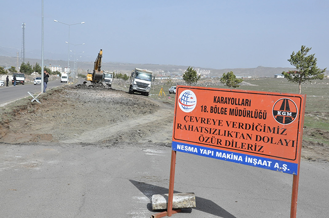 karayollari-kars’in-giris-yollarini-yapmaya-basladi--(2).jpg