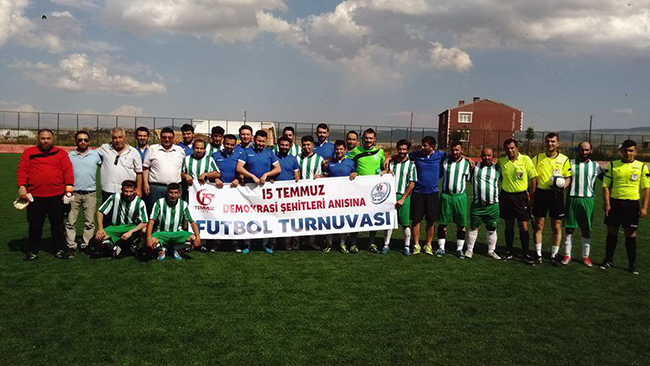 kars’ta-15-temmuz-4lu-futbol-turnuvasi-basladi-(1).jpg