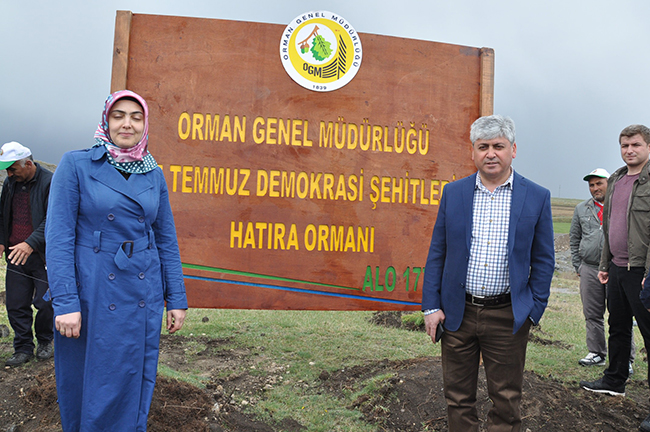 kars’ta-15-temmuz-hatira-ormani-olusturuldu-(1).jpg