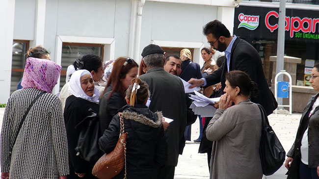 kars’ta-160-kisilik-ise-yuzlerce-kisi-basvurdu--(5).jpg