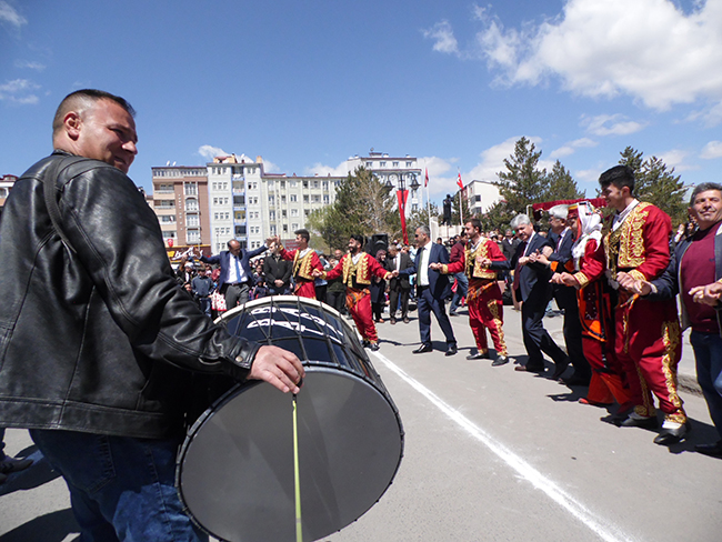 kars’ta-23-nisan-coskusu-(26).jpg